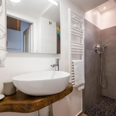 Casacasalis - Immersi Nella Liberty Lägenhet